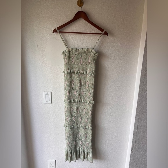 Dress - Picture 3 of 5